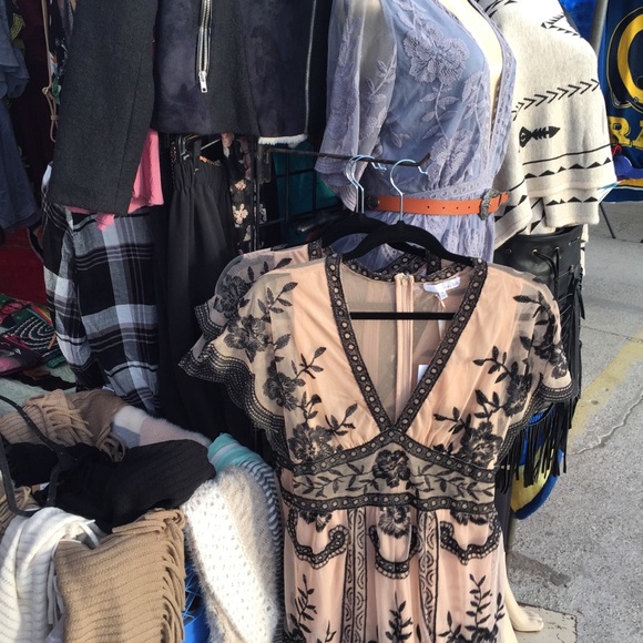 Honey punch lace romper nude and black romper - Picture 2 of 7